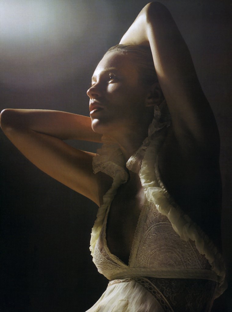 Morning Beauty | Kate Moss by Mario Sorrenti kate beauty3 Morning Beauty | Kate Moss by Mario Sorrenti