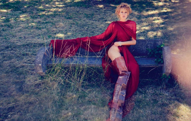 Michelle Buswell by David Bellemere for <em>Elle Russia</em> December 2010 michelle buswell5 Michelle Buswell by David Bellemere for <em>Elle Russia</em> December 2010