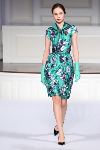 Oscar de la Renta Pre Fall 2011 oscarprefall10 Oscar de la Renta Pre Fall 2011