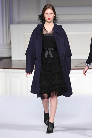 Oscar de la Renta Pre Fall 2011 oscarprefall12 Oscar de la Renta Pre Fall 2011