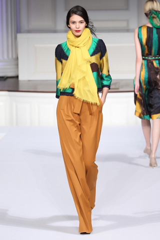 Oscar de la Renta Pre Fall 2011 oscarprefall19 Oscar de la Renta Pre Fall 2011