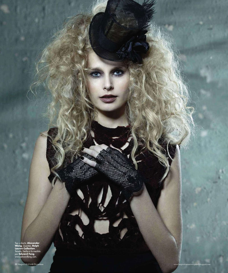hana soukupova2 Hana Soukupova by Pavel Havlicek for <em>Harpers Bazaar Mexico</em> December 2010