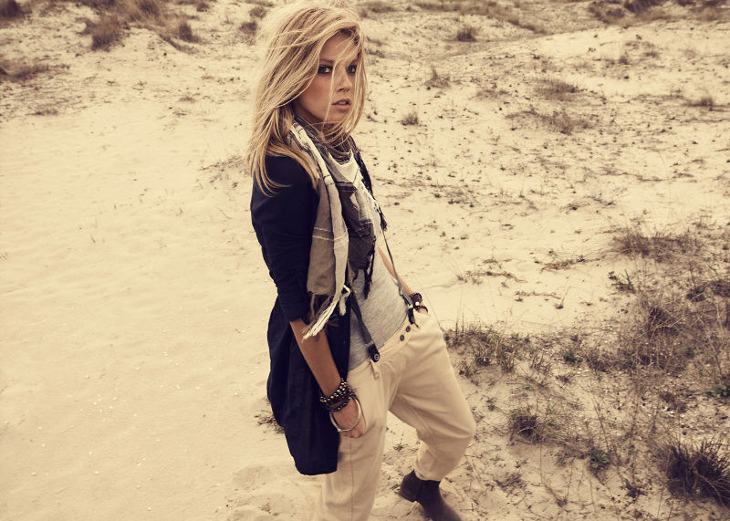 Masha Novoselova by Peter Gehrke for Calliope Spring 2011 Campaign masha novoselova3 Masha Novoselova by Peter Gehrke for Calliope Spring 2011 Campaign