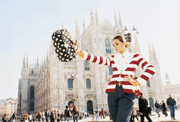 Moschino Spring 2011 Campaign Preview moschinospring1 Moschino Spring 2011 Campaign Preview