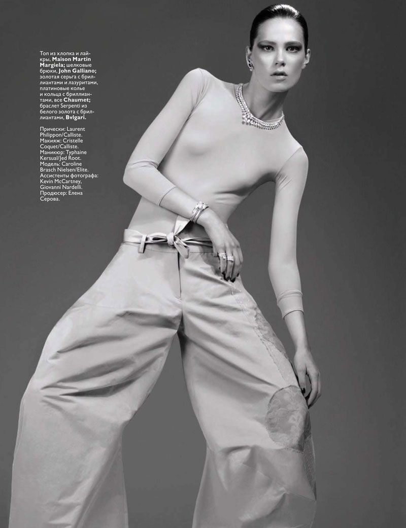 Caroline Brasch Nielsen by Anthony Maule for <em>Vogue Russia</em> January 2011 caroline brasch nielsen10 Caroline Brasch Nielsen by Anthony Maule for <em>Vogue Russia</em> January 2011