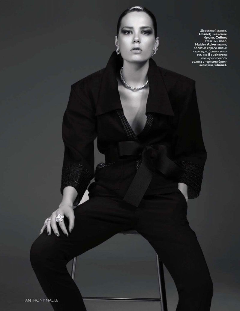 Caroline Brasch Nielsen by Anthony Maule for <em>Vogue Russia</em> January 2011 caroline brasch nielsen6 Caroline Brasch Nielsen by Anthony Maule for <em>Vogue Russia</em> January 2011