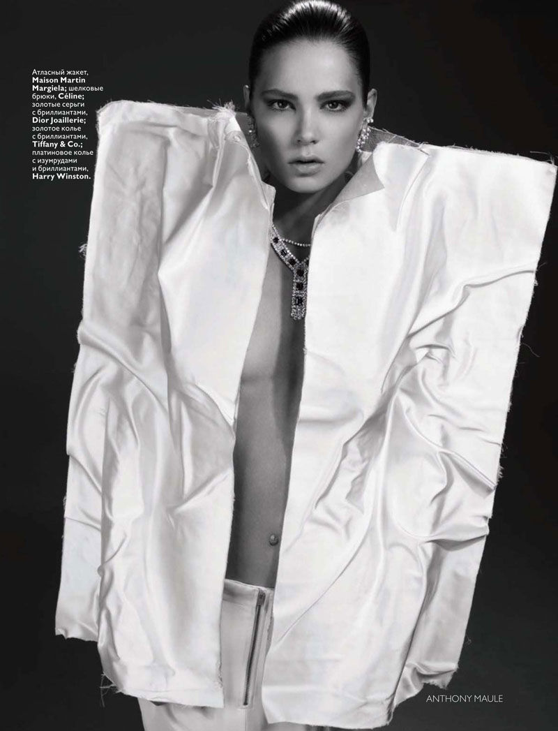 Caroline Brasch Nielsen by Anthony Maule for <em>Vogue Russia</em> January 2011 caroline brasch nielsen7 Caroline Brasch Nielsen by Anthony Maule for <em>Vogue Russia</em> January 2011