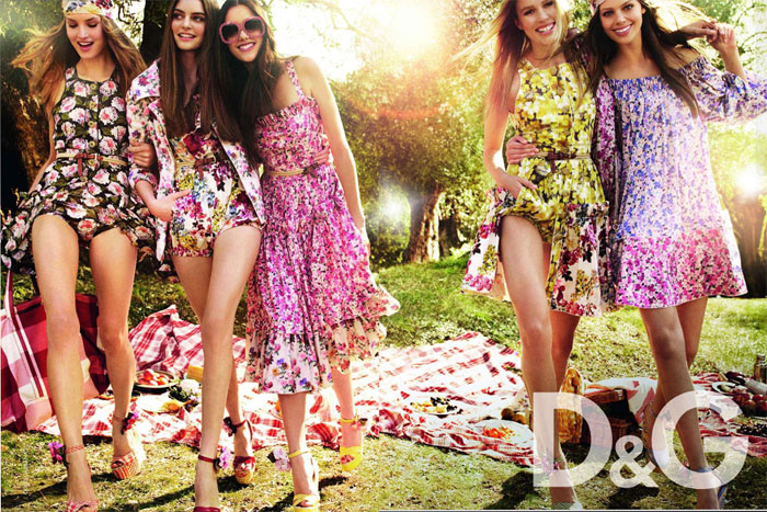 D&G Spring 2011 Campaign Preview | Julia, Keke & Maria by Mario Testino dg D&G Spring 2011 Campaign Preview | Julia, Keke & Maria by Mario Testino