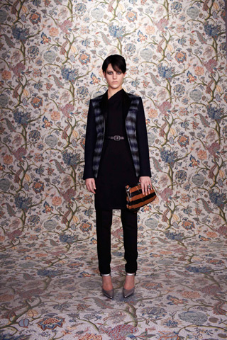 balenciagaprefall16 Balenciaga Pre Fall 2011