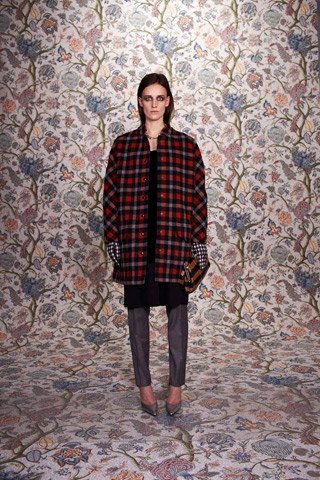 balenciagaprefall20 Balenciaga Pre Fall 2011