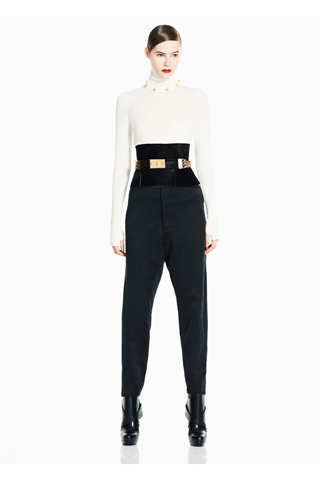 alexandermcqueenprefall26 Alexander McQueen Pre Fall 2011