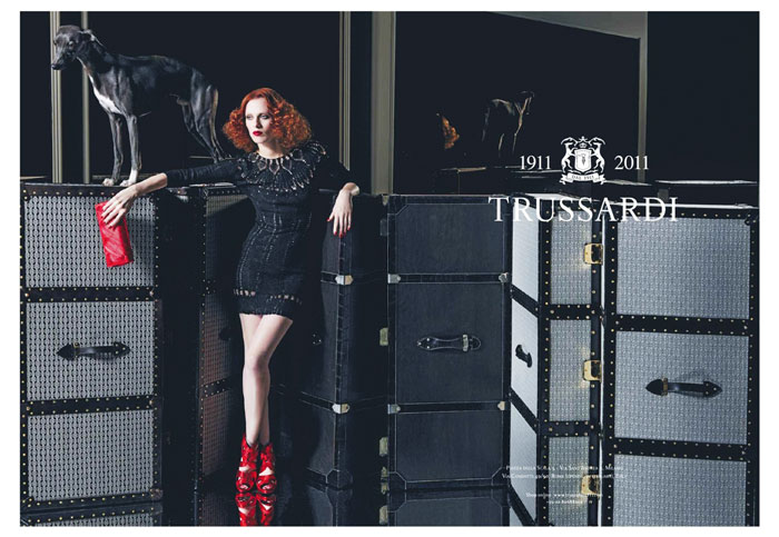 Karen Elson for Trussardi 1911 Spring 2011 Campaign (Preview) tru Karen Elson for Trussardi 1911 Spring 2011 Campaign (Preview)