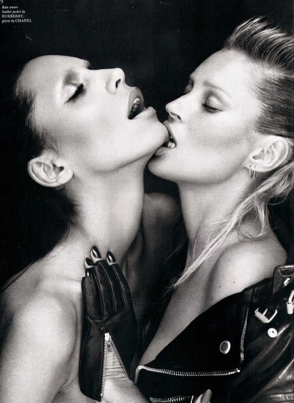 Kate Moss, Natalia Vodianova & Lea T. by Mert & Marcus for <em>LOVE</em> S/S 2011 hishers Kate Moss, Natalia Vodianova & Lea T. by Mert & Marcus for <em>LOVE</em> S/S 2011
