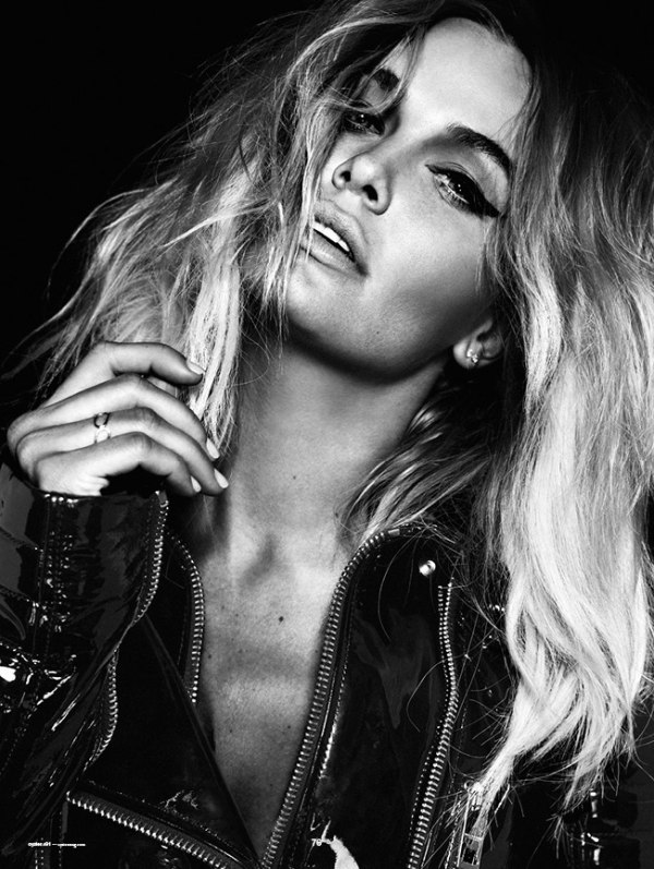Lara Bingle for <em>Oyster</em> #91 by Stephen Ward & Georges Antoni lara Lara Bingle for <em>Oyster</em> #91 by Stephen Ward & Georges Antoni