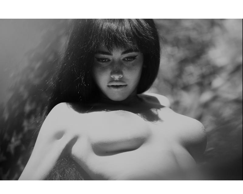 sarah stephens7 Sarah Stephens by Guy Aroch for <em>Un titled Project</em>