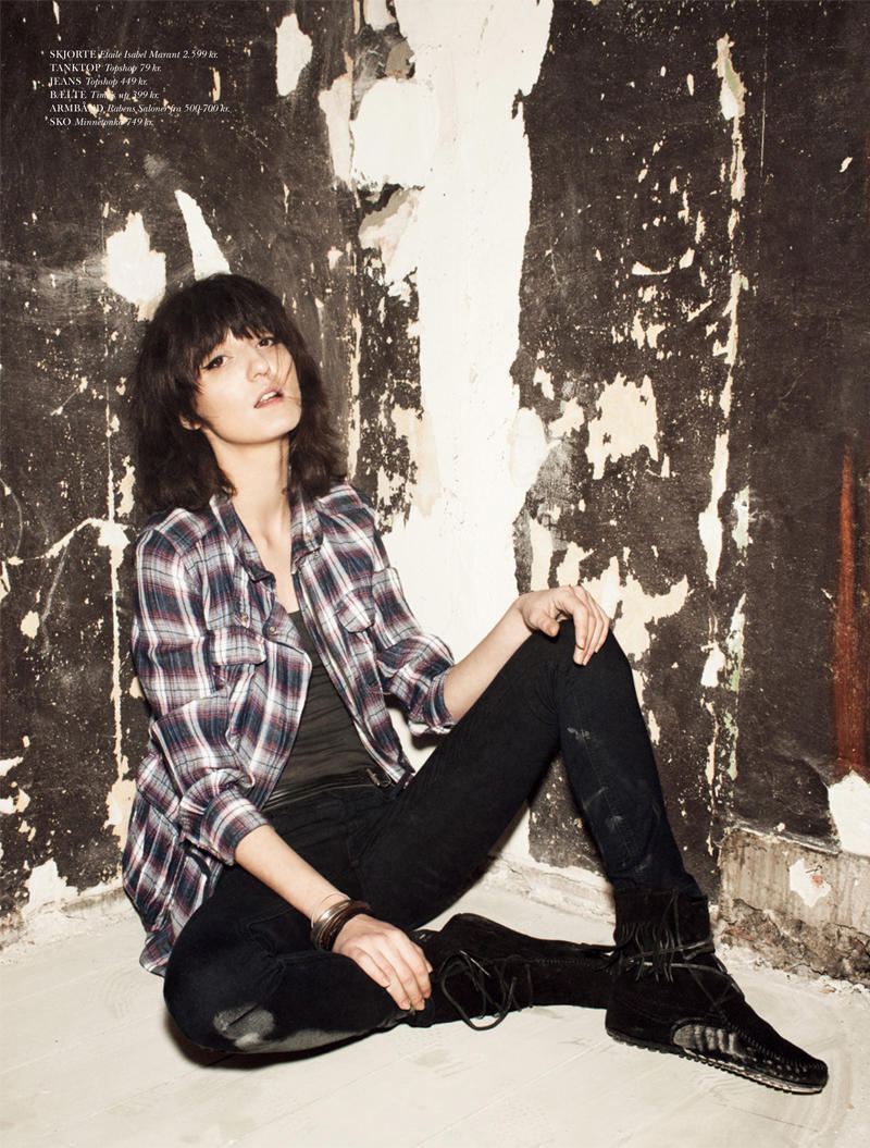 Irina Lazareanu by Rasmus Skousen for <em>Cover</em> February 2011 irina lazareanu3 Irina Lazareanu by Rasmus Skousen for <em>Cover</em> February 2011