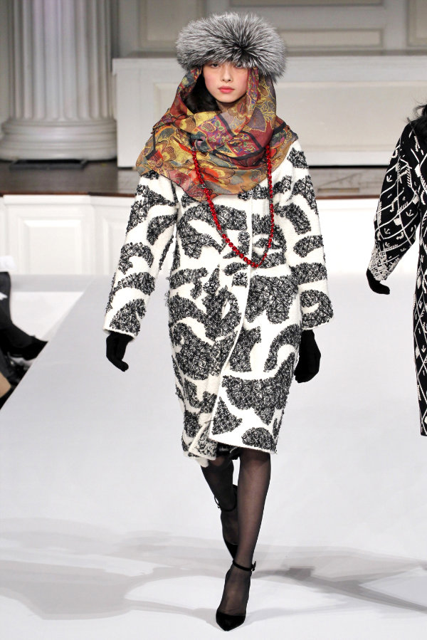 oscardelarentafall7 Oscar de la Renta Fall 2011 | New York Fashion Week