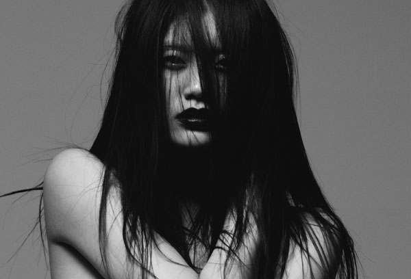 Ming Xi by Mark Squires for <em>Vs. Magazine</em> S/S 2011 ming xi Ming Xi by Mark Squires for <em>Vs. Magazine</em> S/S 2011