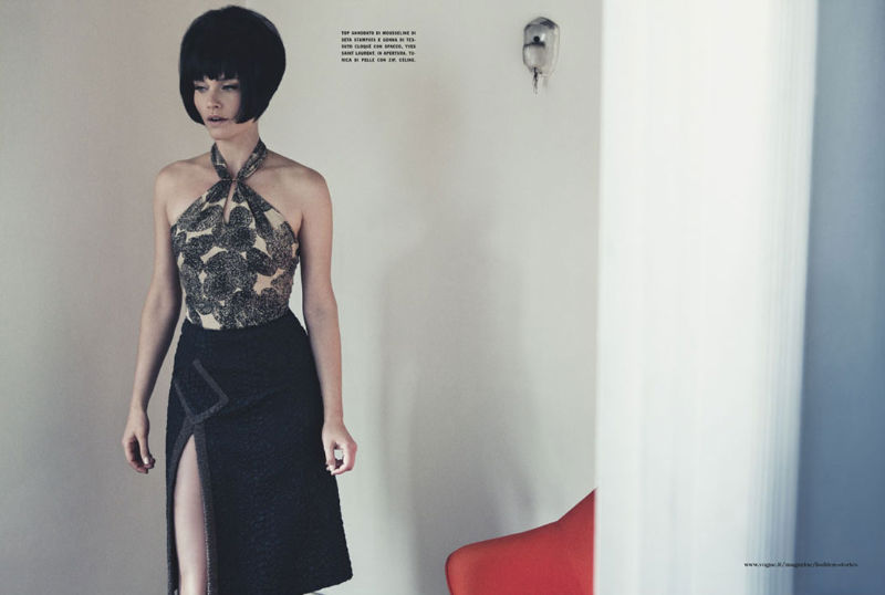 amber valletta2 Amber Valletta by Craig McDean for <em>Vogue Italia</em> March 2011
