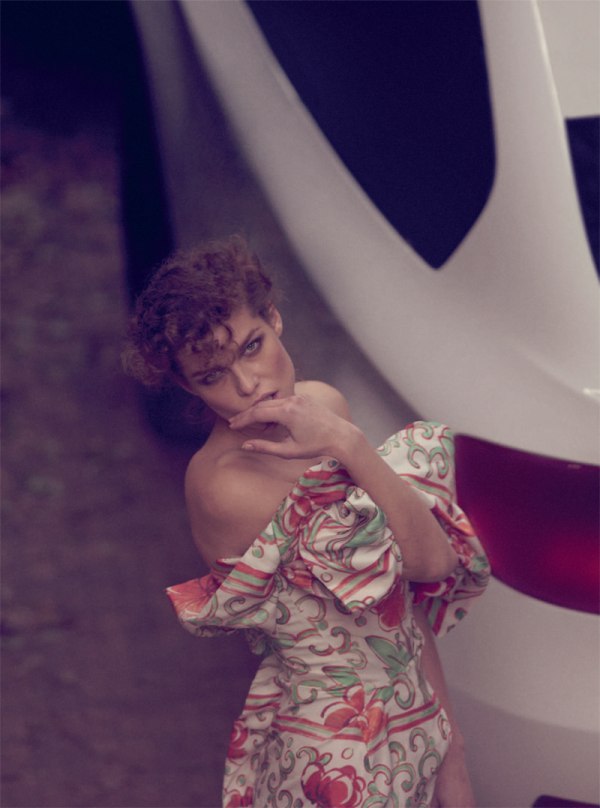 Louise Pedersen by Alessio Bolzoni for <em>Grey</em> S/S 2011 louise pedersen Louise Pedersen by Alessio Bolzoni for <em>Grey</em> S/S 2011