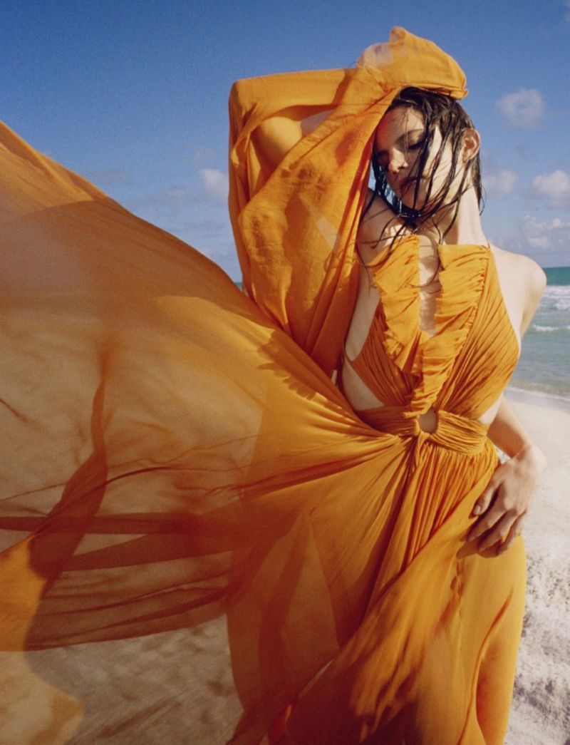 Victoire Mac Dauxerre by Benny Horne for <em>Wonderland</em> wonderland4 Victoire Mac Dauxerre by Benny Horne for <em>Wonderland</em>