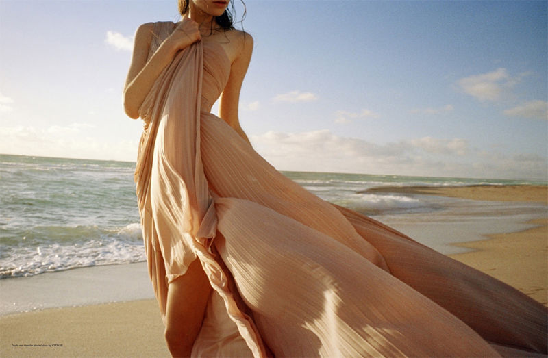 Victoire Mac Dauxerre by Benny Horne for <em>Wonderland</em> wonderland9 Victoire Mac Dauxerre by Benny Horne for <em>Wonderland</em>