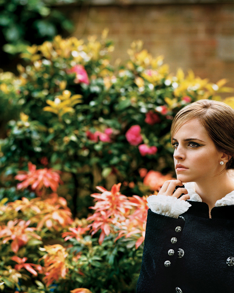 EmmaT05 Emma Watson Graces T Magazines Fall Issue in Evocative Style 