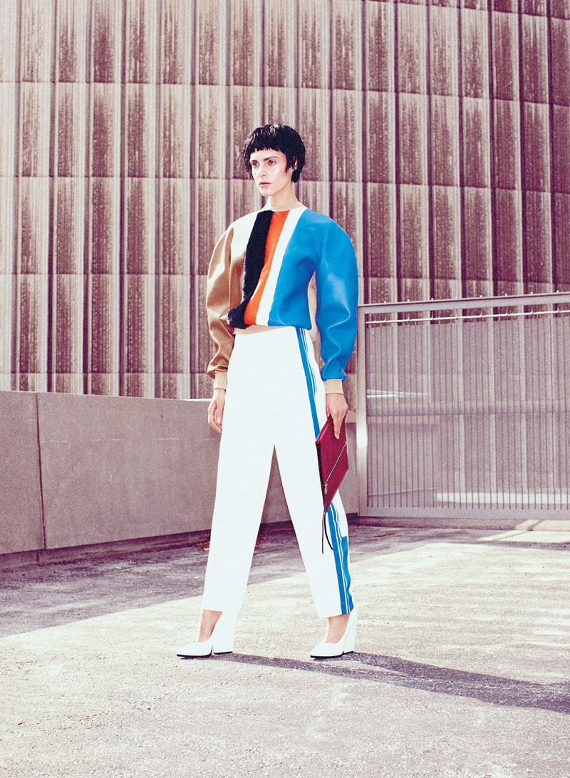 Chris Nicholls Captures the Seasons Bold Cuts for Flare October 2012 KristyFlare08 Chris Nicholls Captures the Seasons Bold Cuts for Flare October 2012