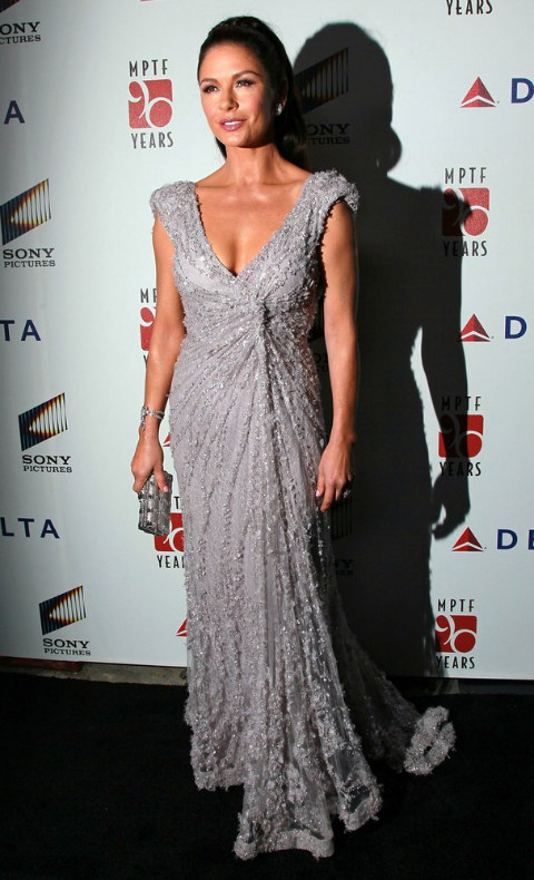 Catherine Zeta Jones in Elie Saab catherine2 Catherine Zeta Jones in Elie Saab