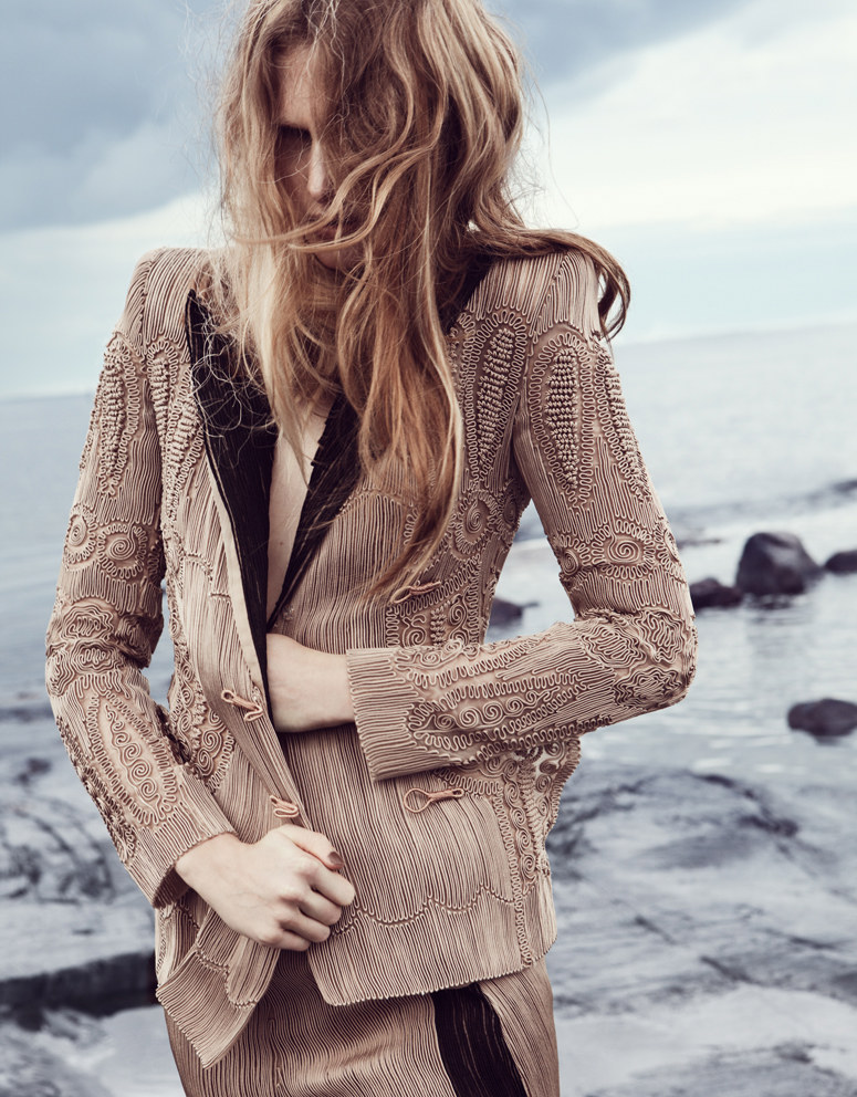 Ylonka Verheul by Ceen Wahren for <em>Vogue Taiwan</em> July 2011 ylonka1 Ylonka Verheul by Ceen Wahren for <em>Vogue Taiwan</em> July 2011