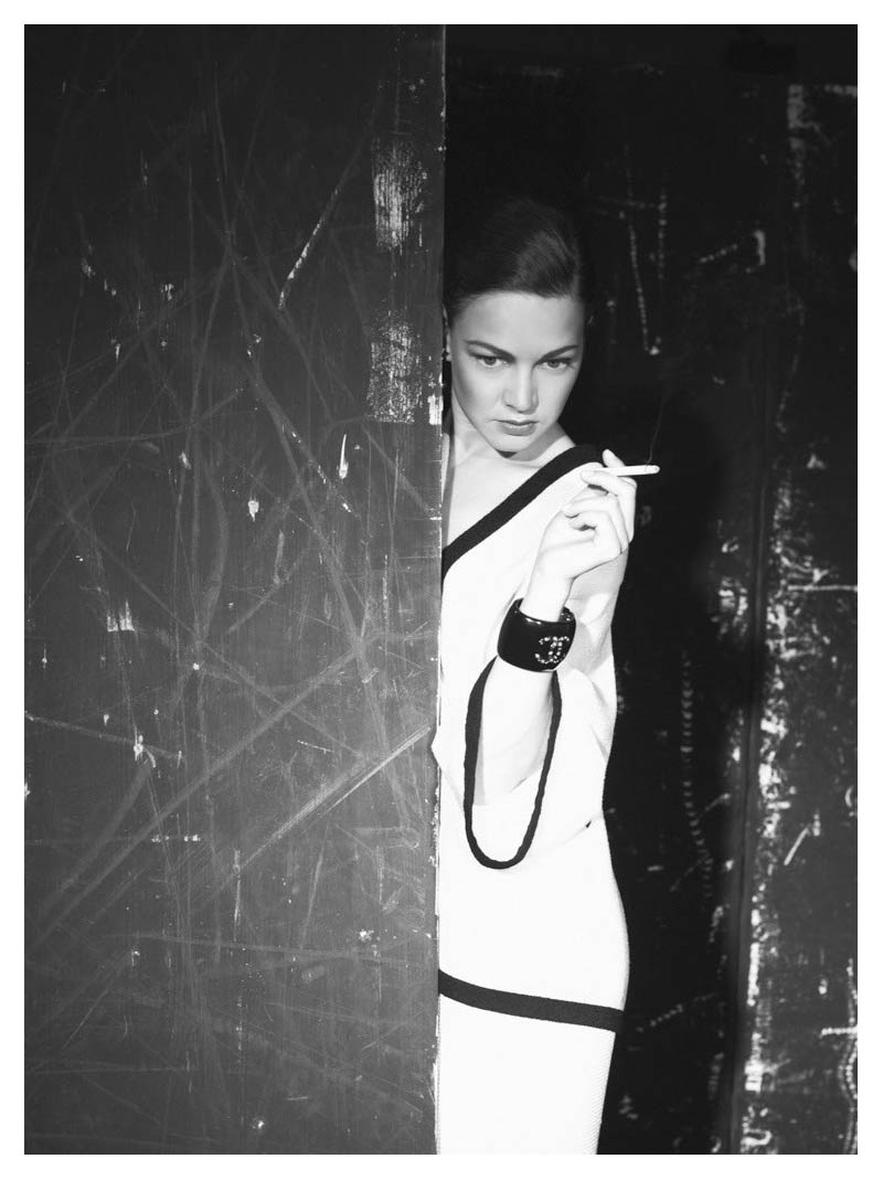 hanna Hanna Herzsprung in Chanel by Axl Jansen for <em>QVEST</em> #47
