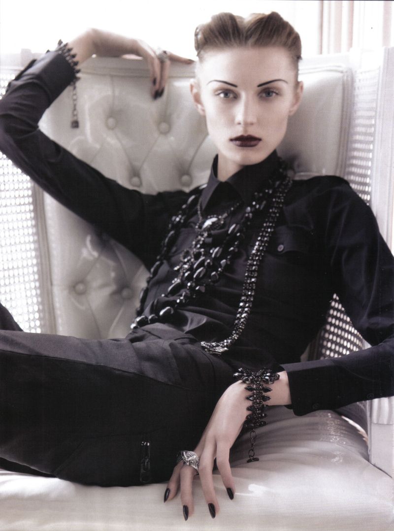Olga Sherer in Vogue Italia vogueitsuggestions7 Olga Sherer in Vogue Italia