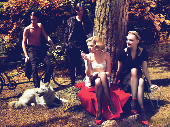 Sunday At the Park | Edita, Lara & Guinevere by Mert & Marcus for W Magazine sunday7 Sunday At the Park | Edita, Lara & Guinevere by Mert & Marcus for W Magazine