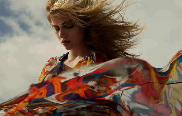 Morning Beauty | Anne Marie Van Dijk by Sune Czajkowski
