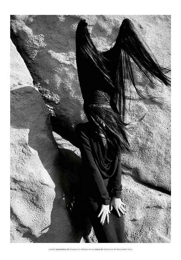 kingarajzak3 Kinga Rajzak by Marton Perlaki for The Room