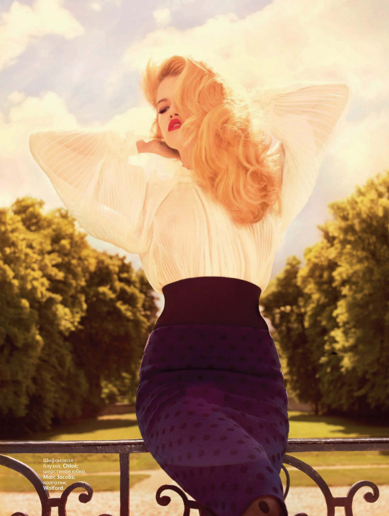 Hailey Clauson by Miguel Reveriego for <em>Vogue Russia</em> August 2011 hailey clauson4 Hailey Clauson by Miguel Reveriego for <em>Vogue Russia</em> August 2011