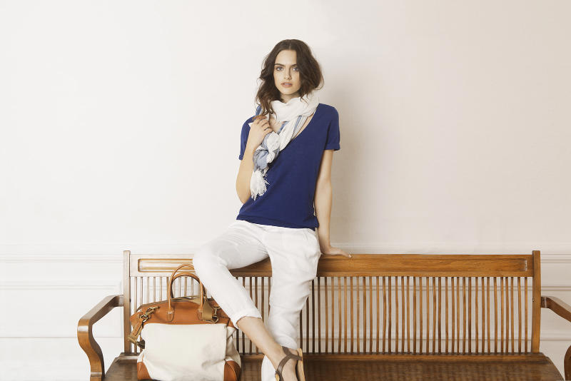 Massimo Dutti April 2011 Lookbook | Zuzana Gregorova by Gemma Edo massimo11 Massimo Dutti April 2011 Lookbook | Zuzana Gregorova by Gemma Edo