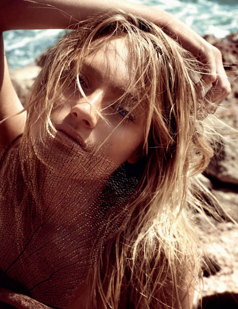 Anna Jagodzinska for <em>Vogue Turkey</em> June 2011 by Mariano Vivanco anna jagodzinska2 Anna Jagodzinska for <em>Vogue Turkey</em> June 2011 by Mariano Vivanco