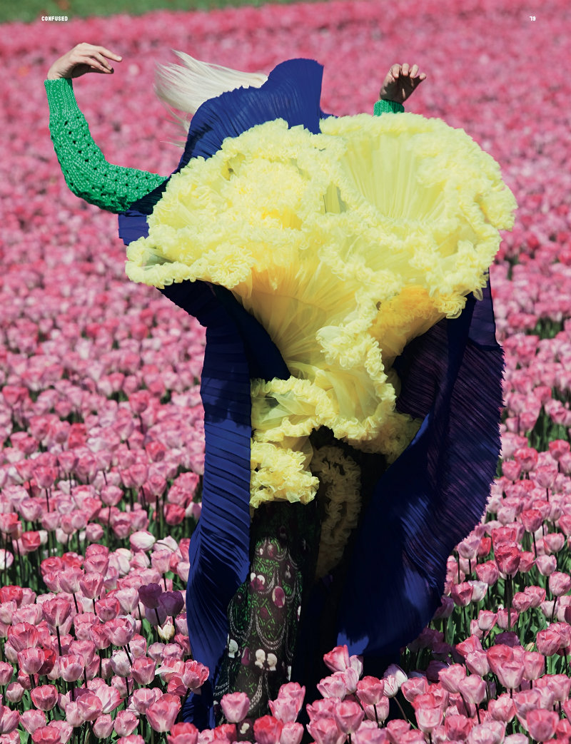 Lisanne de Jong by Viviane Sassen for <em>Dazed & Confused</em> July 2011 lisanne de jong2 Lisanne de Jong by Viviane Sassen for <em>Dazed & Confused</em> July 2011