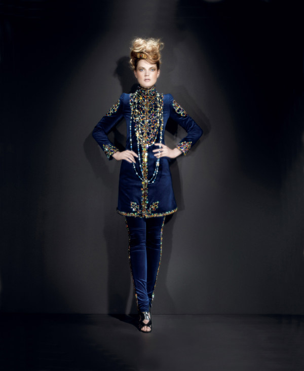 chanel1 Guinevere van Seenus in Chanel for <em>Bergdorf Goodman</em> Pre Fall 2011