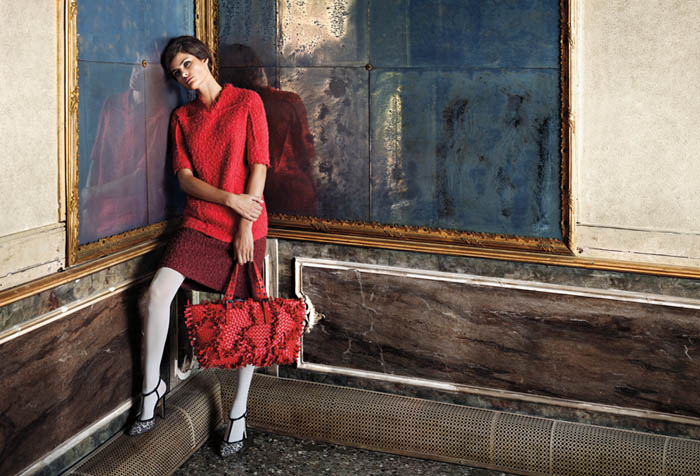 Bottega Veneta Fall 2011 Campaign Preview | Isabeli Fontana by Robert Polidori bottega Bottega Veneta Fall 2011 Campaign Preview | Isabeli Fontana by Robert Polidori