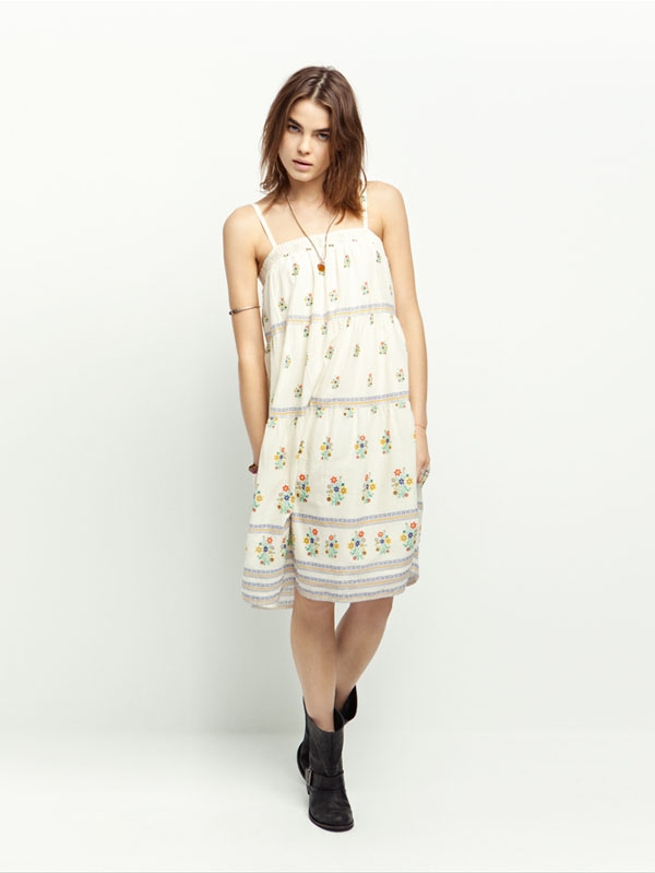 Zara TRF May 2011 Lookbook: Bambi Northwood Blyth bambi zara7 Zara TRF May 2011 Lookbook: Bambi Northwood Blyth