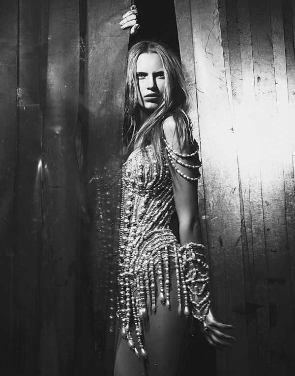Valeria Dmitrienko by Dima Hohlov for <em>The Dirty Durty Diary</em> costume Valeria Dmitrienko by Dima Hohlov for <em>The Dirty Durty Diary</em>