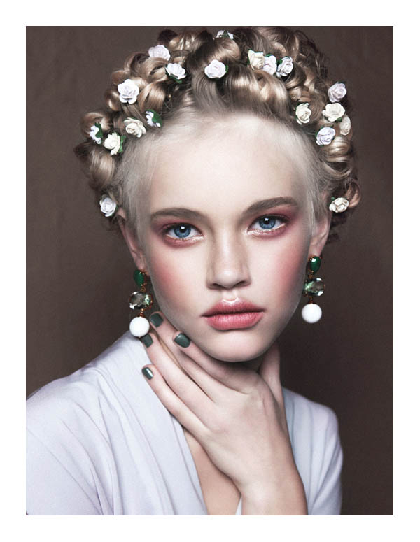 Emma by Elliot & Erick Jimenez for <em>Material Girl</em> emma Emma by Elliot & Erick Jimenez for <em>Material Girl</em>