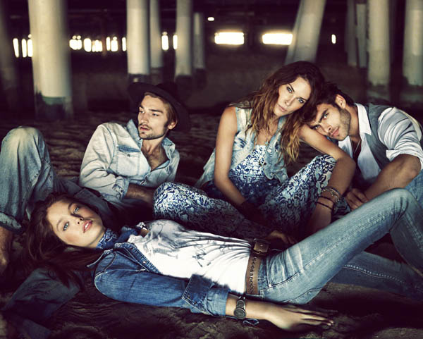 Erin Wasson & Emily DiDonato for Replay Spring 2011 Campaign by Chad Pitman replay Erin Wasson & Emily DiDonato for Replay Spring 2011 Campaign by Chad Pitman