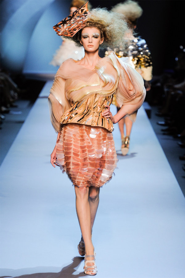 Dior Fall 2011 Couture | Paris Haute Couture